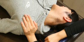 きつい首、肩コリ諦めてませんか？